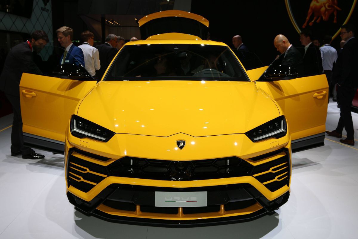 Mirel Rădoi - Lamborghini Urus