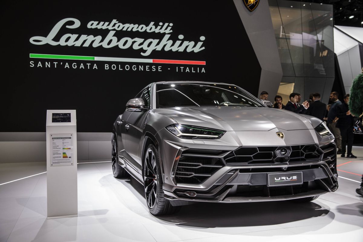 Mirel Rădoi - Lamborghini Urus