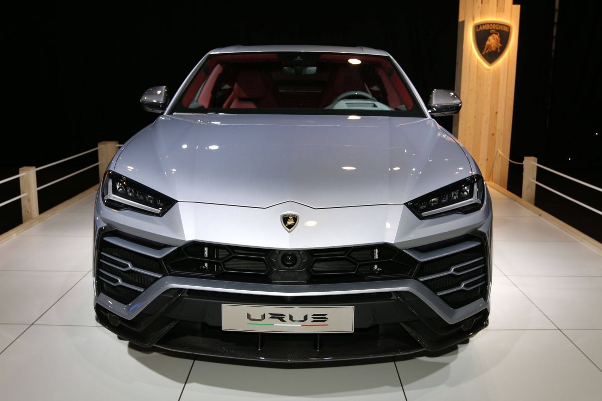 Mirel Rădoi - Lamborghini Urus