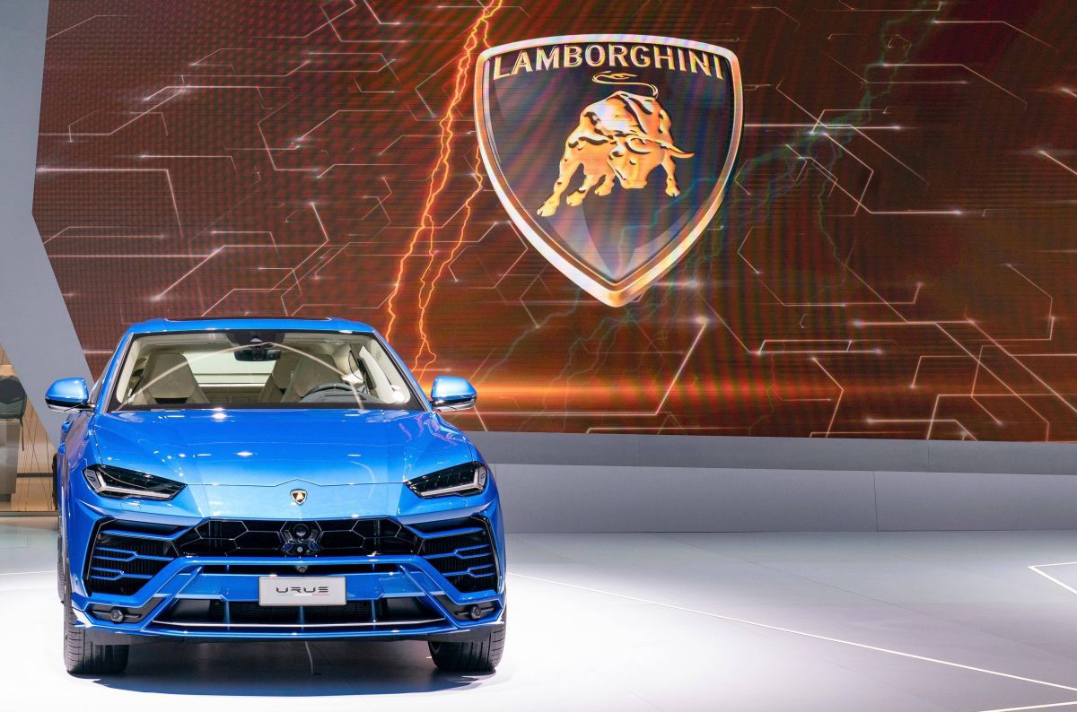 Mirel Rădoi - Lamborghini Urus