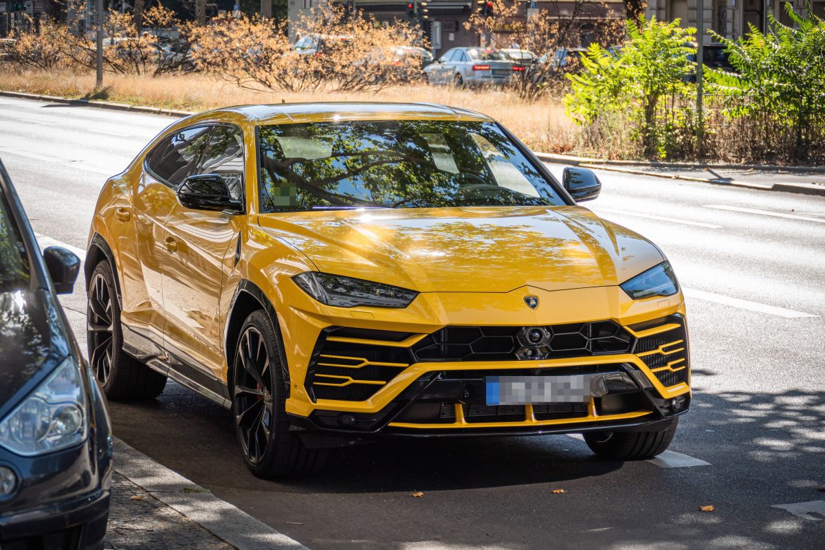 Mirel Rădoi - Lamborghini Urus