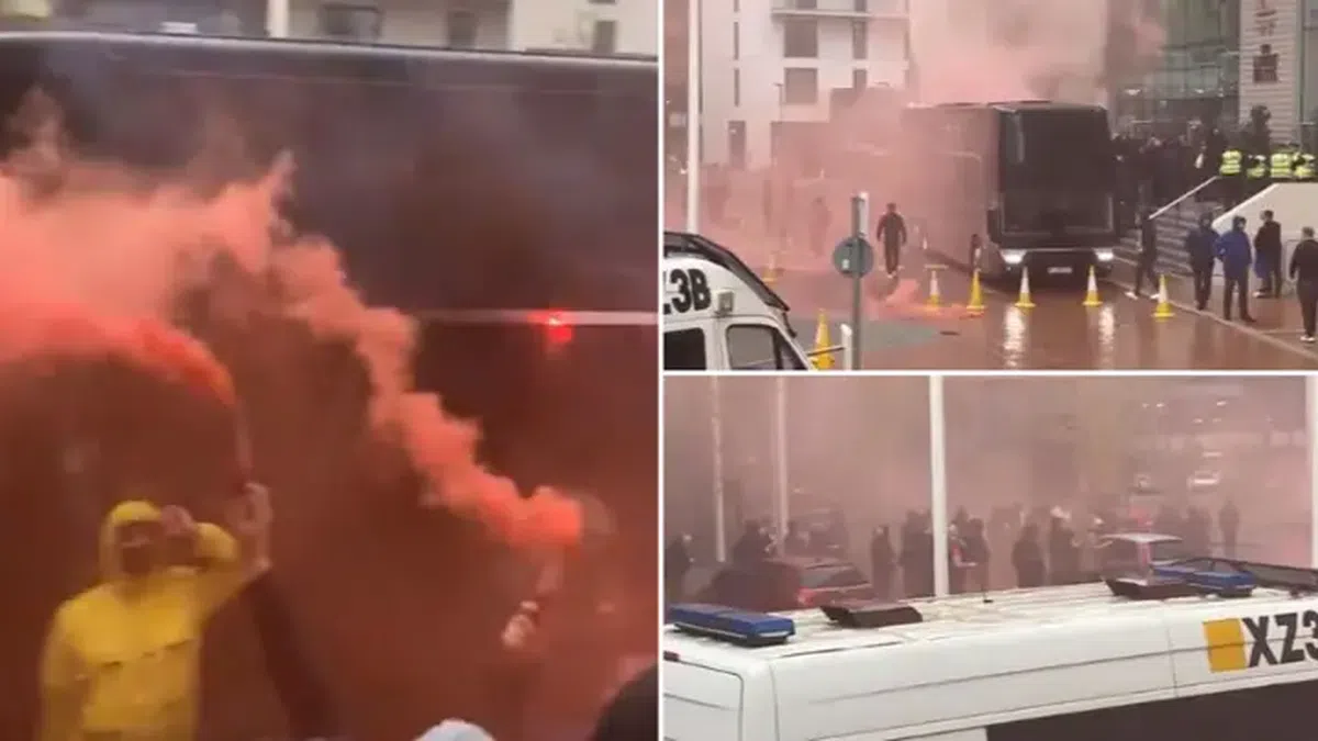 FOTO MANCHESTER UNITED - LIVERPOOL 02.05.2021 PROTEST