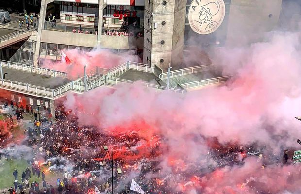 Ajax Amsterdam sărbătorește titlul cu numărul 35! Imagini senzaționale din Amsterdam