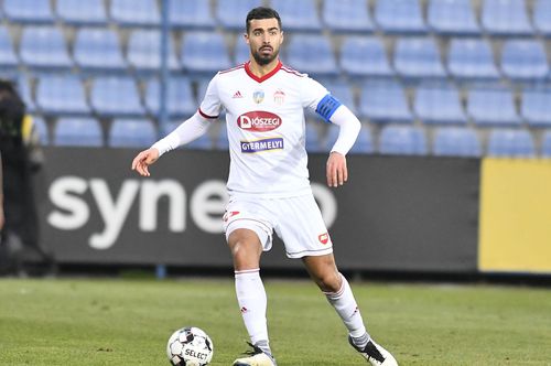 Rachid Bouhenna (29 de ani, fundaș central) confirmă transferul la CFR Cluj