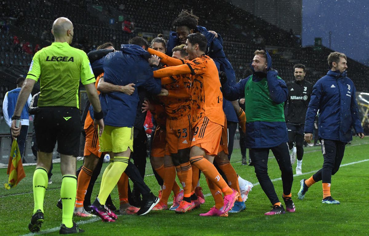 „Dubla” lui Cristiano Ronaldo o menține pe Juventus în cursa pentru locurile de Champions League! Cum arată lupta din Serie A