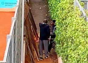 Imagini incredibile surprinse după șecul cu Halep: Gauff s-a ascuns între două terenuri și a început să plângă