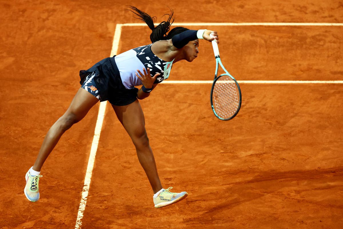 Simona Halep revine fantastic în fața lui Gauff și se califică în sferturile de finală la Madrid!