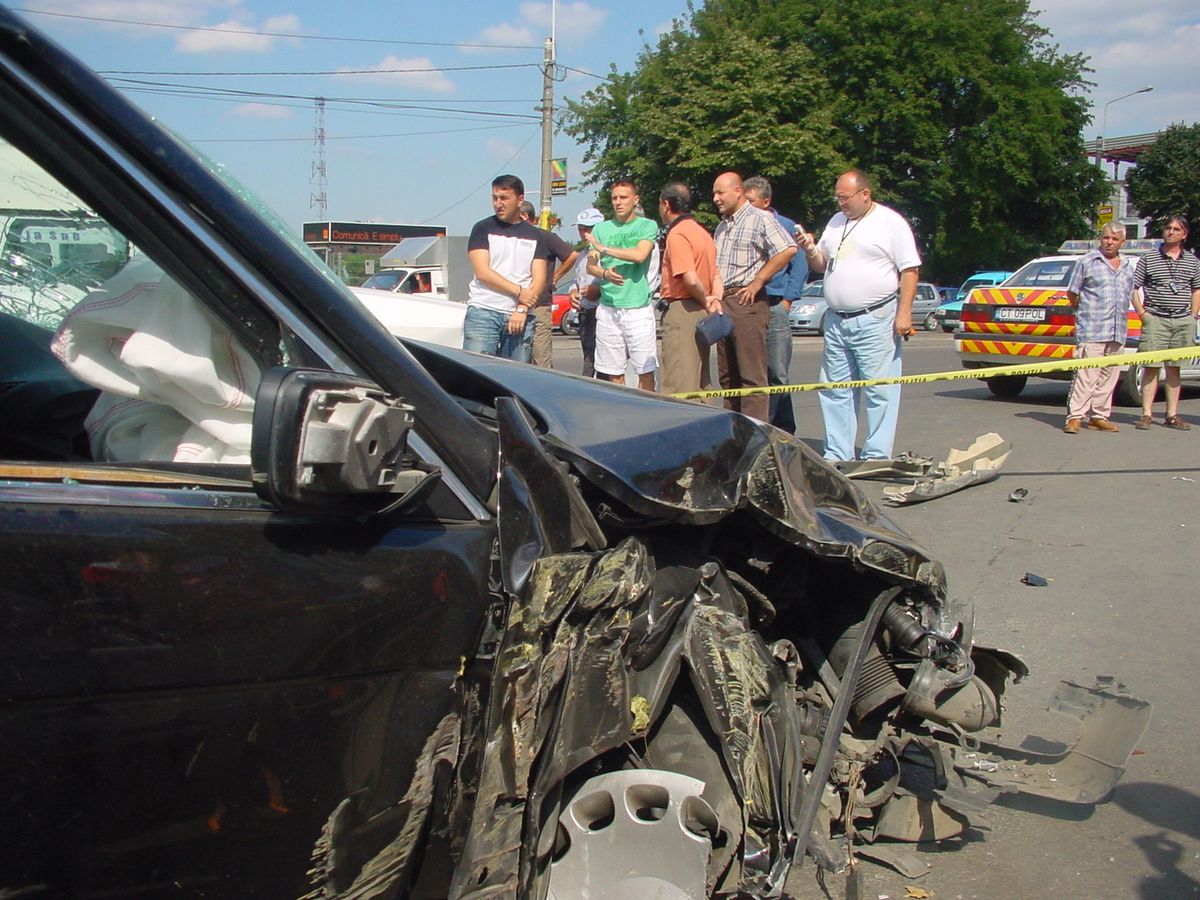 Povestea accidentului fostului jucător de la Farul: „Au «tăbărât» pe mine. Credeau că sunt Adrian Mutu”