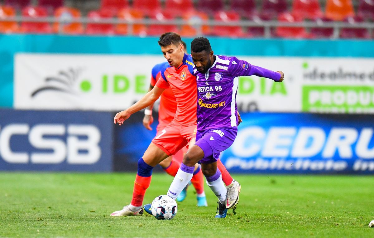 Și-a distrus fotbaliștii după eșecul cu FCSB: „Avem 3 atacanți și 3 goluri în tot play-off-ul!”