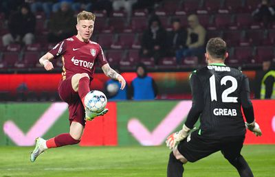 FCSB vrea 50 de milioane pe Octavian Popescu, CFR Cluj se mulțumește cu mult mai puțin pentru Petrila: „Crezi că nu-l dă?”