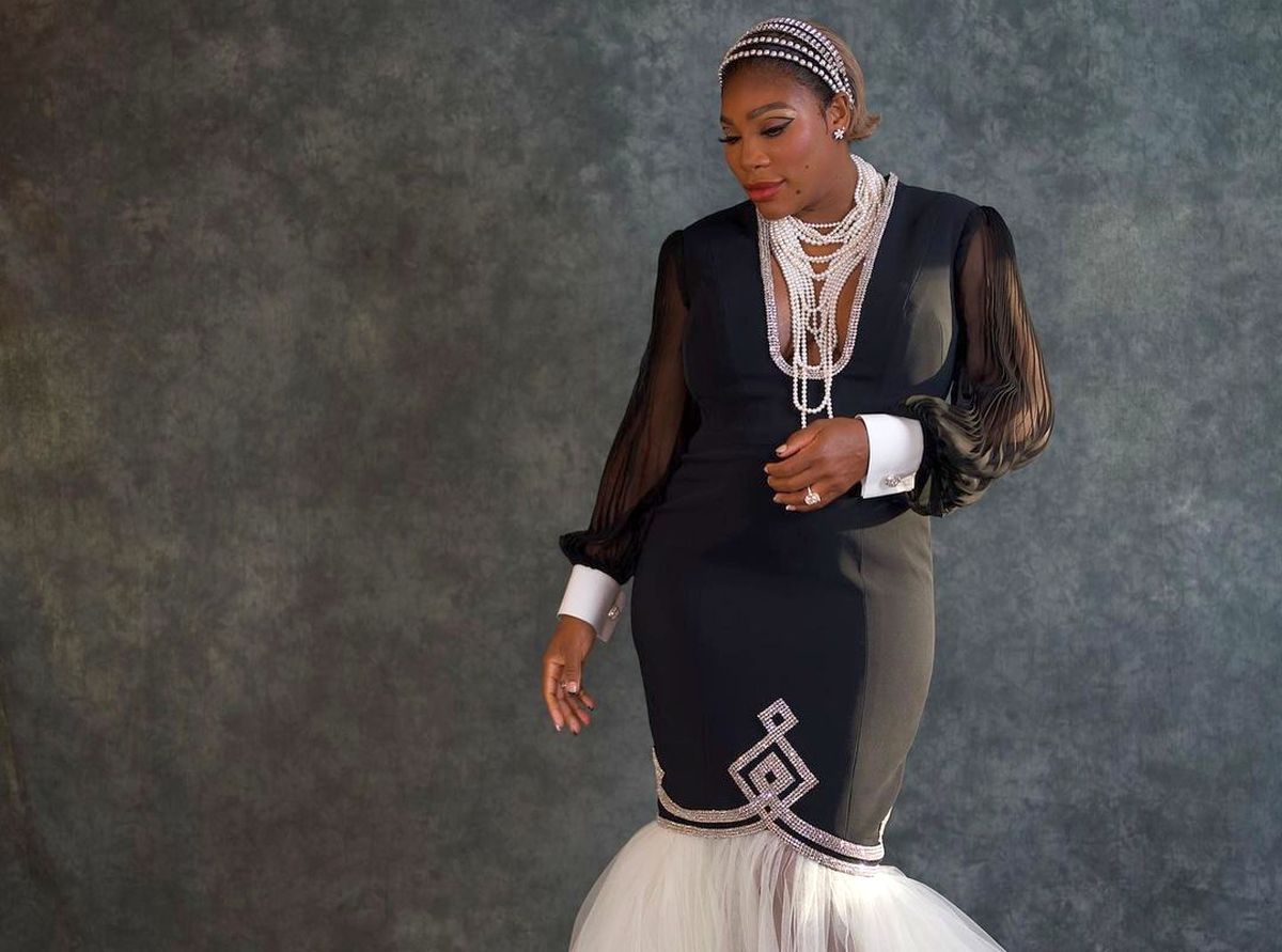 Pe urmele lui Beyonce și Rihanna » „Fashion icon” Serena Williams a atras toate privirile noaptea trecută la gala din New York, cu un decolteu generos