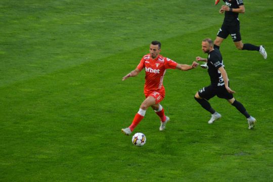 The Romania Liga I Relegation Group match between UTA Arad and FC  Hermannstadt UTA Arad pose