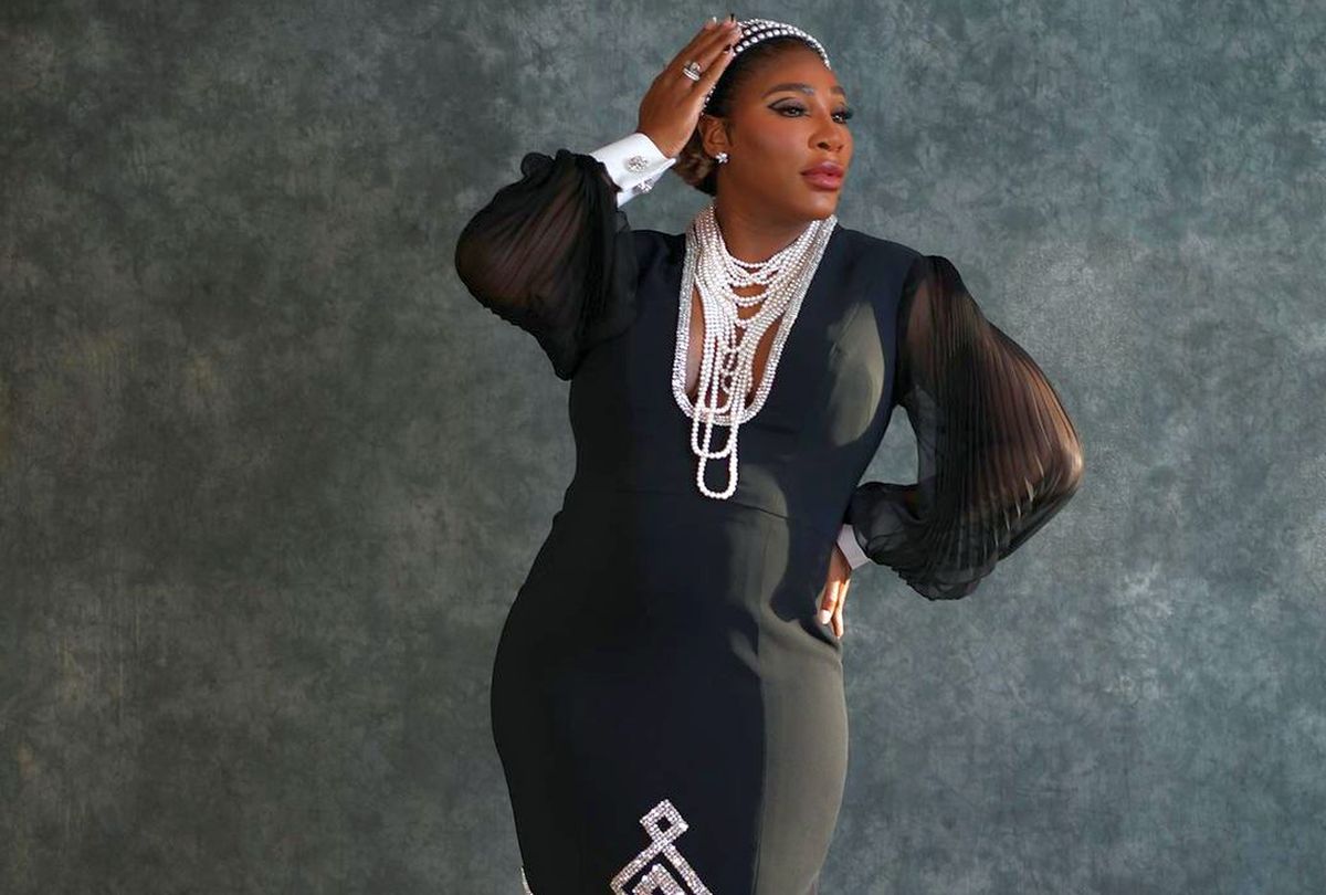 Pe urmele lui Beyonce și Rihanna » „Fashion icon” Serena Williams a atras toate privirile noaptea trecută la gala din New York, cu un decolteu generos