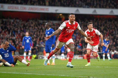 După 4 etape consecutive fără victorie, 3 remize și un eșec, Arsenal și-a dat restart cu Chelsea, 3-1 în ultimul meci al etapei #34 din Premier League.