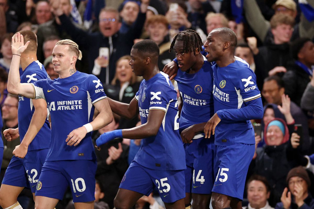 Fanii lui Tottenham își pierd răbdarea! Îl cer titular pe Radu Drăgușin + Explicațiile lui Postecoglou după 0-2 cu Chelsea