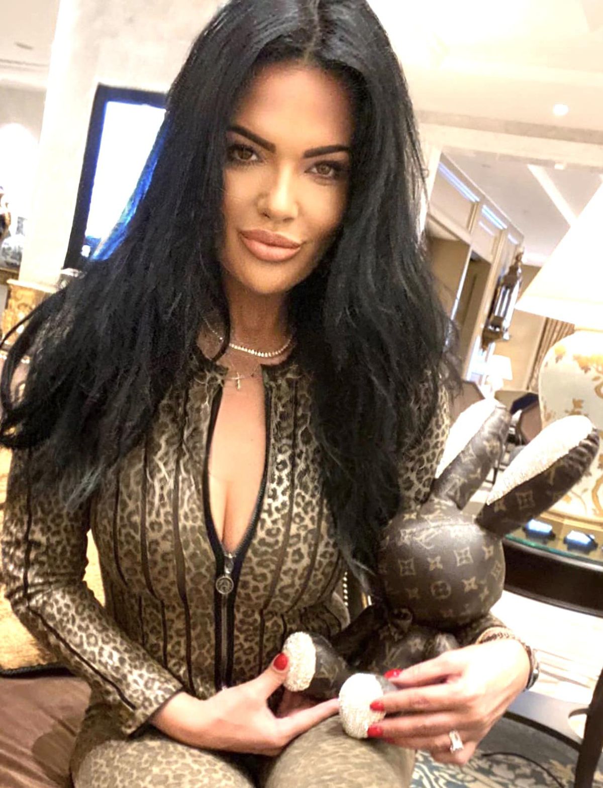 Cine e milionarul de la care ar fi pornit scandalul dintre Ilie Năstase și Ioana Simion: „Am sunat-o de ziua ei! Suferă, dar îi va fi devotată”