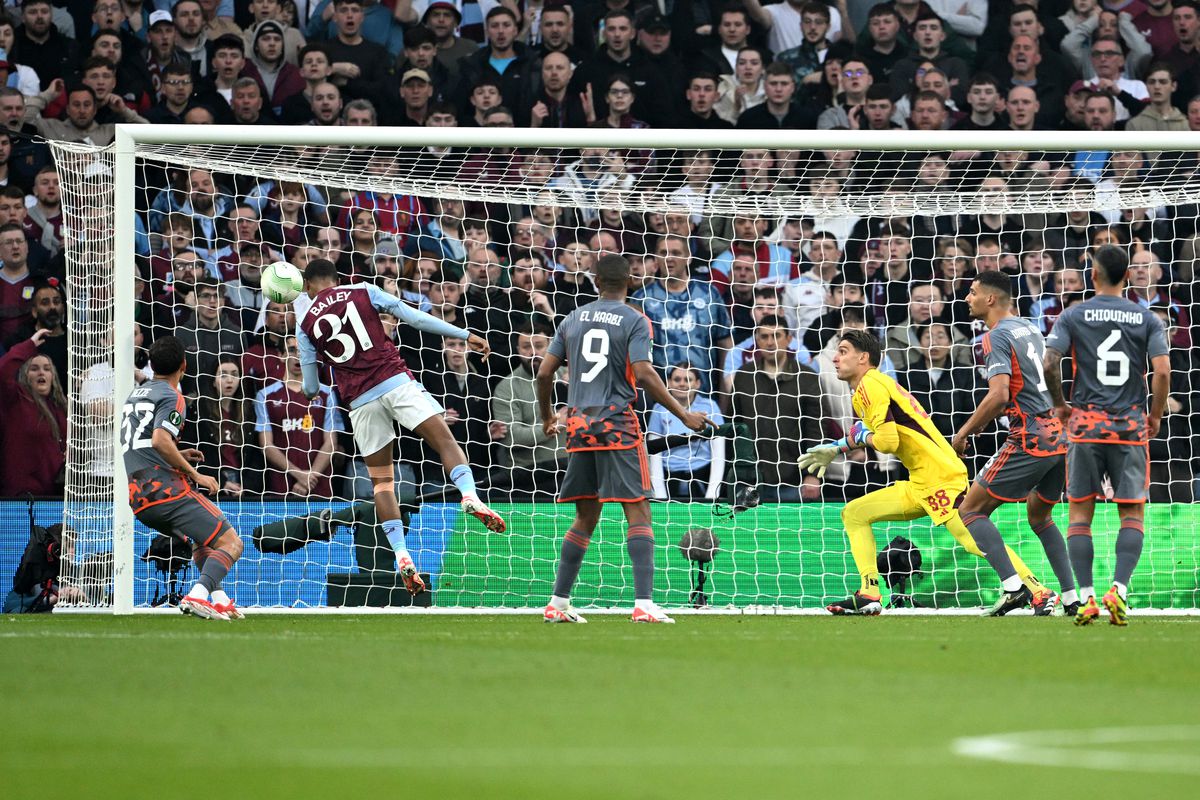 Cele mai spectaculoase imagini din Aston Villa - Olympiakos