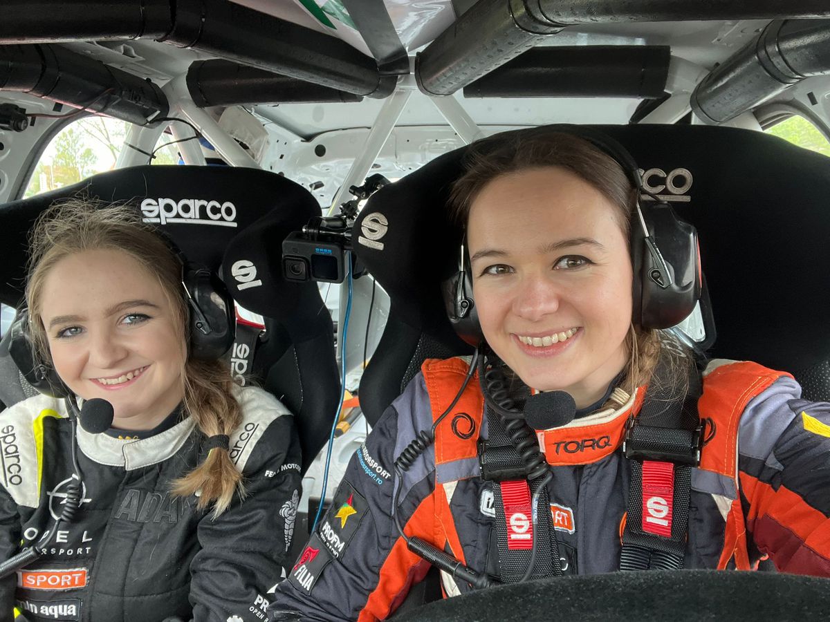 Cea mai bună femeie pilot din România și-a întâlnit idolul: „Doamnelor și domnilor, Jurgen Klopp!”