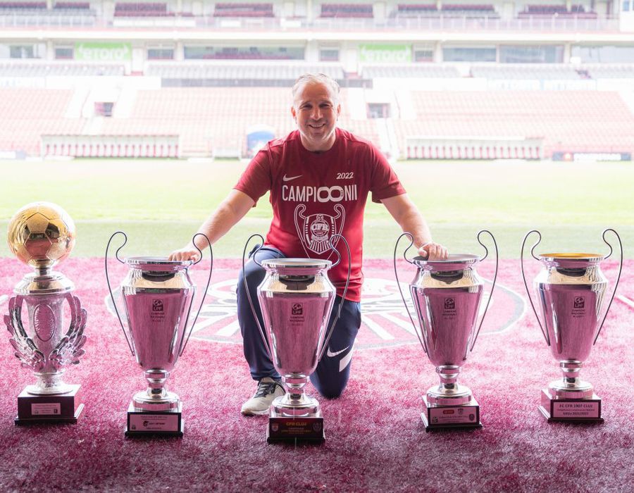 Dan Petrescu este cel mai titrat antrenor din istoria clujenilor 10 lucruri pe care să le urmărim în etapa #8 din Superliga » Toţi ochii pe Cluj Arena, reîntâlnire Gâlcă - FCSB după 9 ani + Şansa lui Rrahmani