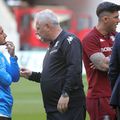 Alexandru Mitriță, întreținându-se cu Marius Șumudică înainte de Craiova - Rapid