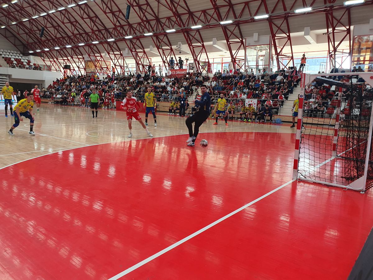 Dinamo, vechea și noua campioană a României la handbal masculin! Sărbătoare chiar în ziua retrogradării rivalei Steaua