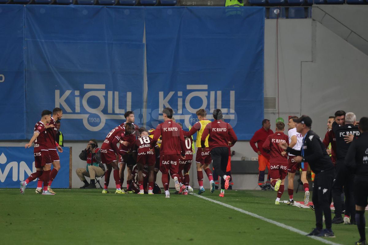 Christensen, furios că a ratat, apoi sărbătorește gafa lui Laurențiu Popescu, foto: Ionuț Iordache / GSP