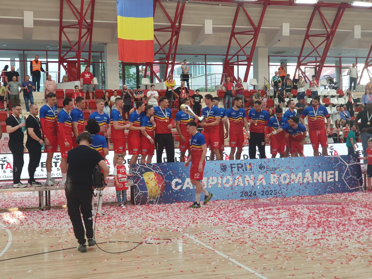 Dinamo, campioana României la handbal masculin