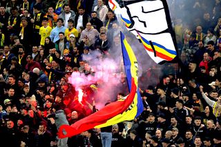 Au venit sancțiunile după incidentele de la meciurile naționalei cu Bosnia și cu San Marino: „Materiale pirotehnice, discriminare și probleme de securitate”