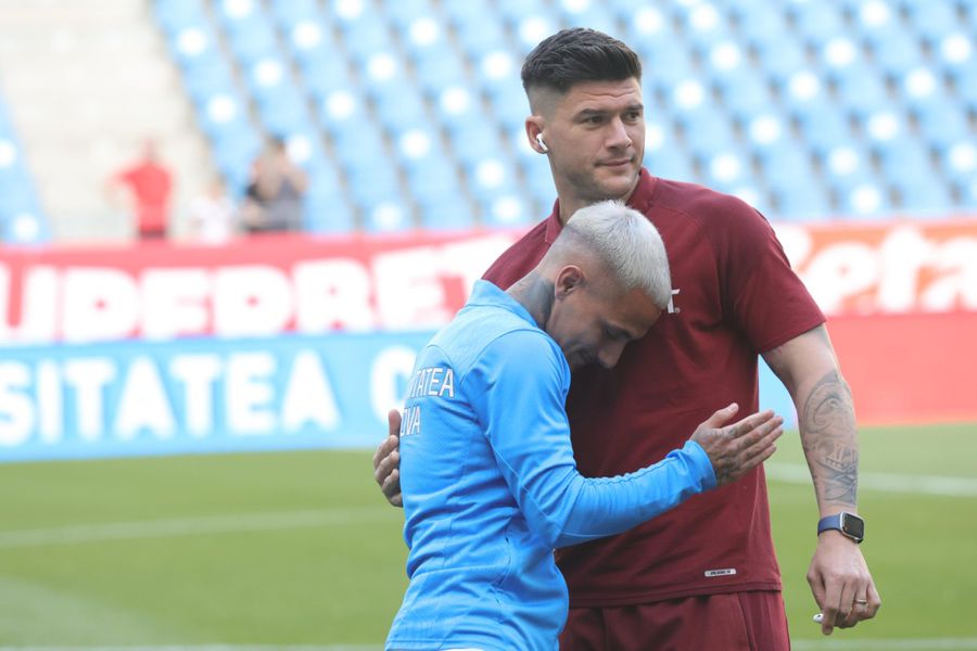 Alexandru Mitriță, Cristian Săpunaru // Foto: Ionuț Iordache Christensen, norvegianul Rapidului, a numit cel mai tare adversar din Superligă: „E foarte bun!”