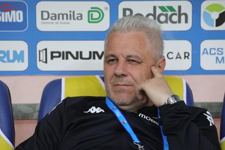 Raul Rusescu acuză: „Șumudică își bate joc de doi fotbaliști la Rapid!”