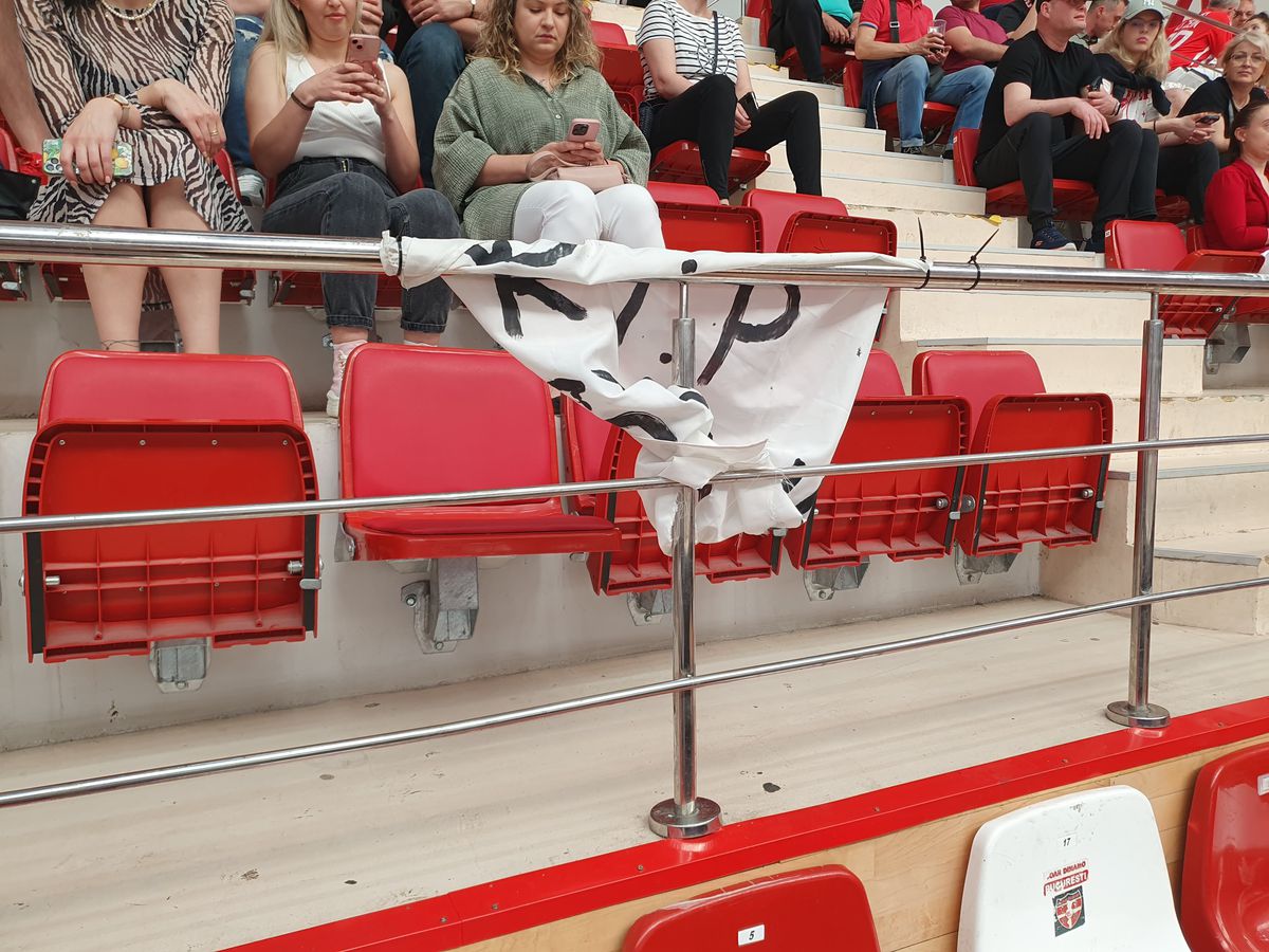 Dinamo, vechea și noua campioană a României la handbal masculin! Sărbătoare chiar în ziua retrogradării rivalei Steaua