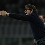 Paolo Vanoli, antrenorul lui Torino, a trăit până la limita leșinului tensiunea meciului cu Venezia (1-1) / Foto: Imago