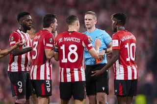 Bascii acuză arbitrajul: „În prealabil fusese henț! Toți am crezut că-l va analiza”