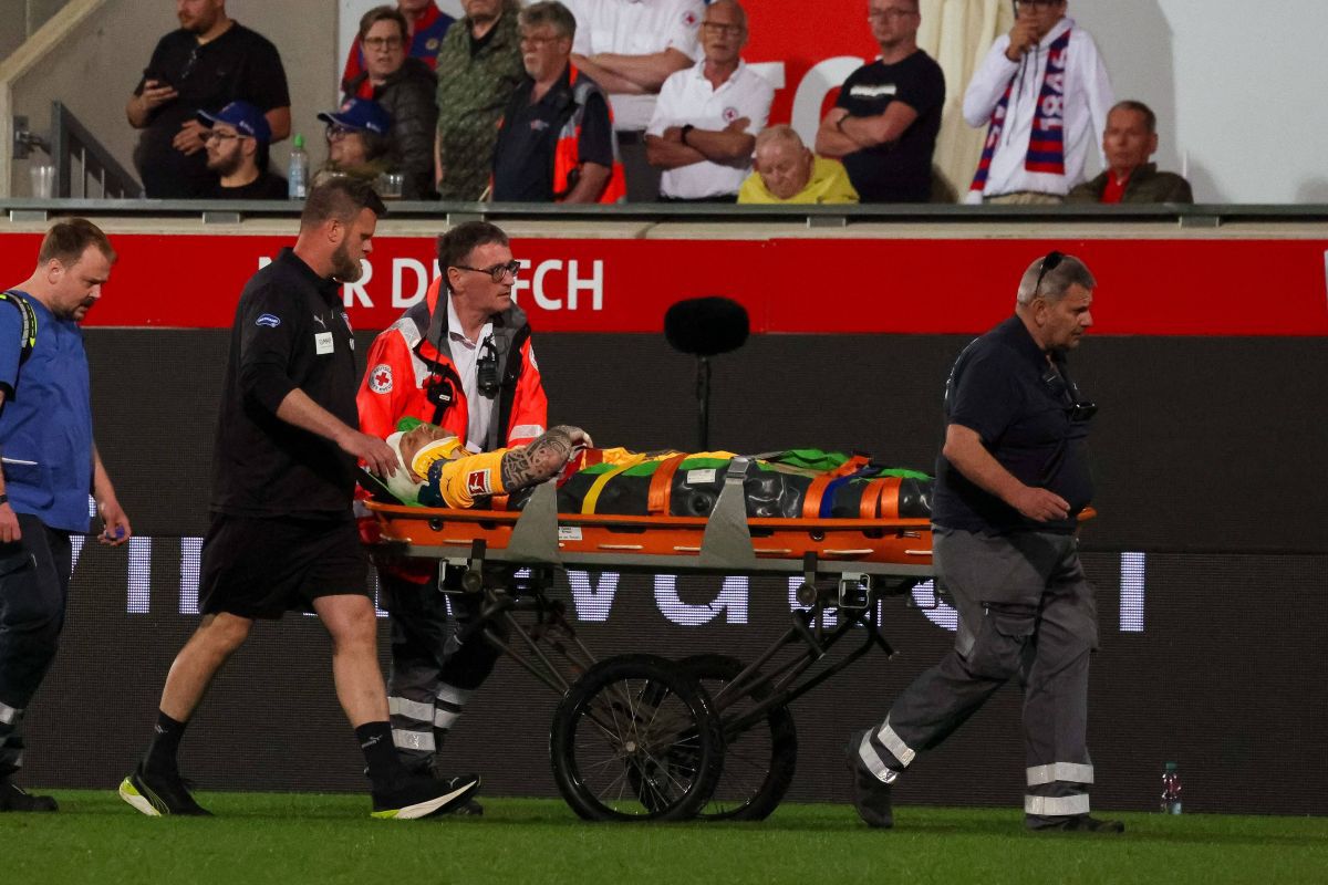 Kevin Muller, portarul lui Heidenheim, și-a pierdut cunoștința în meciul cu Bochum, după ciocnirea cu Ibrahima Sissoko