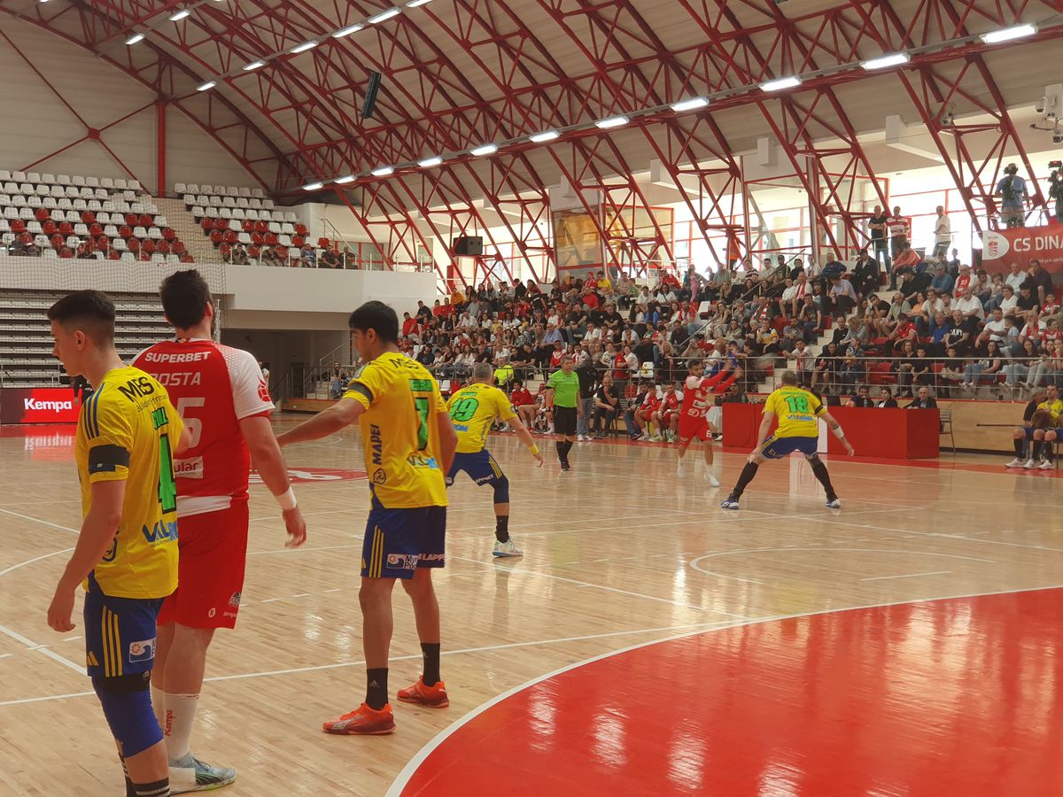 Dinamo, vechea și noua campioană a României la handbal masculin! Sărbătoare chiar în ziua retrogradării rivalei Steaua