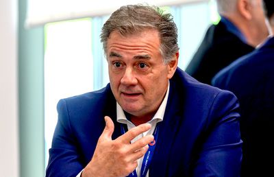 Kyros Vassaras îi cheamă la ședință pe antrenorii și căpitanii din Liga 1