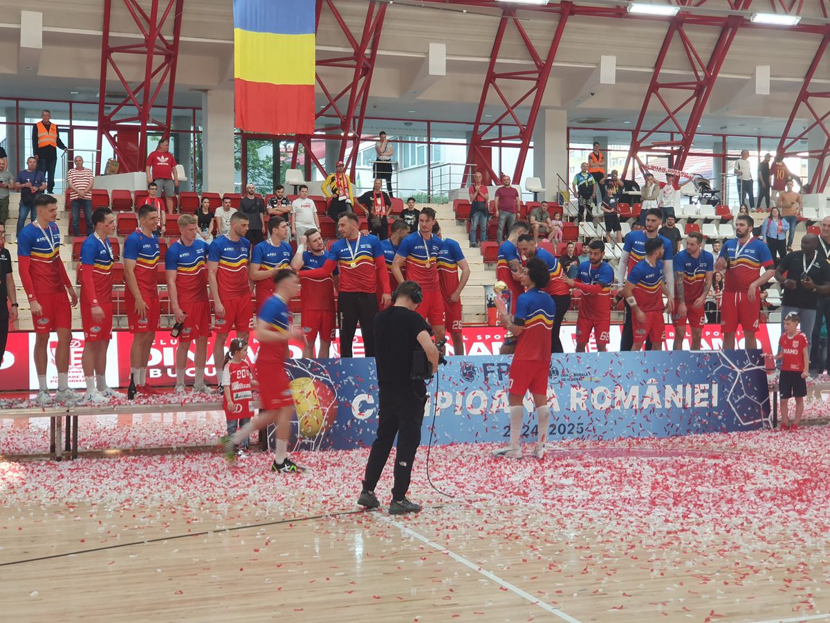 Dinamo, campioana României la handbal masculin