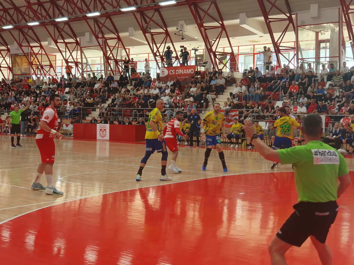 Dinamo, vechea și noua campioană a României la handbal masculin! Sărbătoare chiar în ziua retrogradării rivalei Steaua