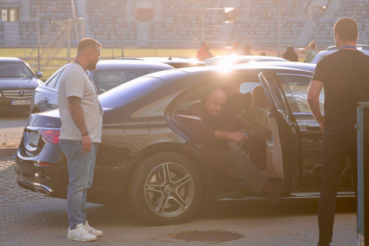 Dan Șucu, la „Ion Oblemenco” pentru U Craiova - Rapid