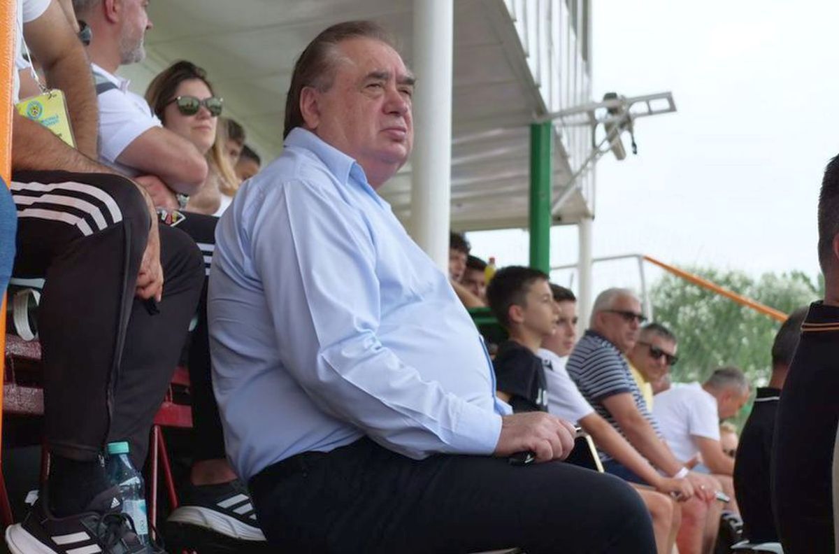 La 71 de ani, fostul patron miliardar din Superliga se căsătorește cu o femeie cu 21 de ani mai tânără