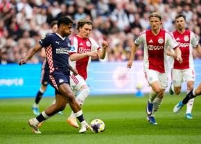 Ajax - PSV, derby spectaculos în Eredivisie » Dennis Man a prins câteva minute pe final