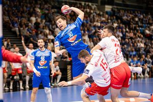 Un handbalist român și-a condus echipa din Ungaria spre finala EHF European Cup