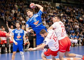 Un handbalist român și-a condus echipa din Ungaria spre finala EHF European Cup