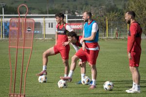 Doar 12 jucători la antrenamentul clubului din Superliga: „Ce poți să faci cu ei?”