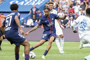 Cu gândul la Bayern, PSG a remizat în Ligue 1 » Relansează Lens lupta la titlu?