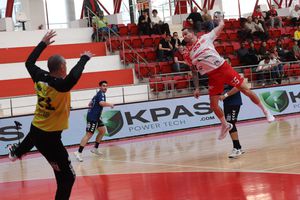 CS Dinamo - HC Buzău » Meci cu titlul pe masă la handbal masculin