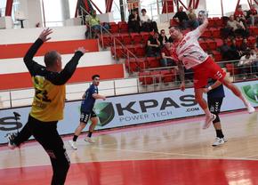 CS Dinamo - HC Buzău » Meci cu titlul pe masă la handbal masculin