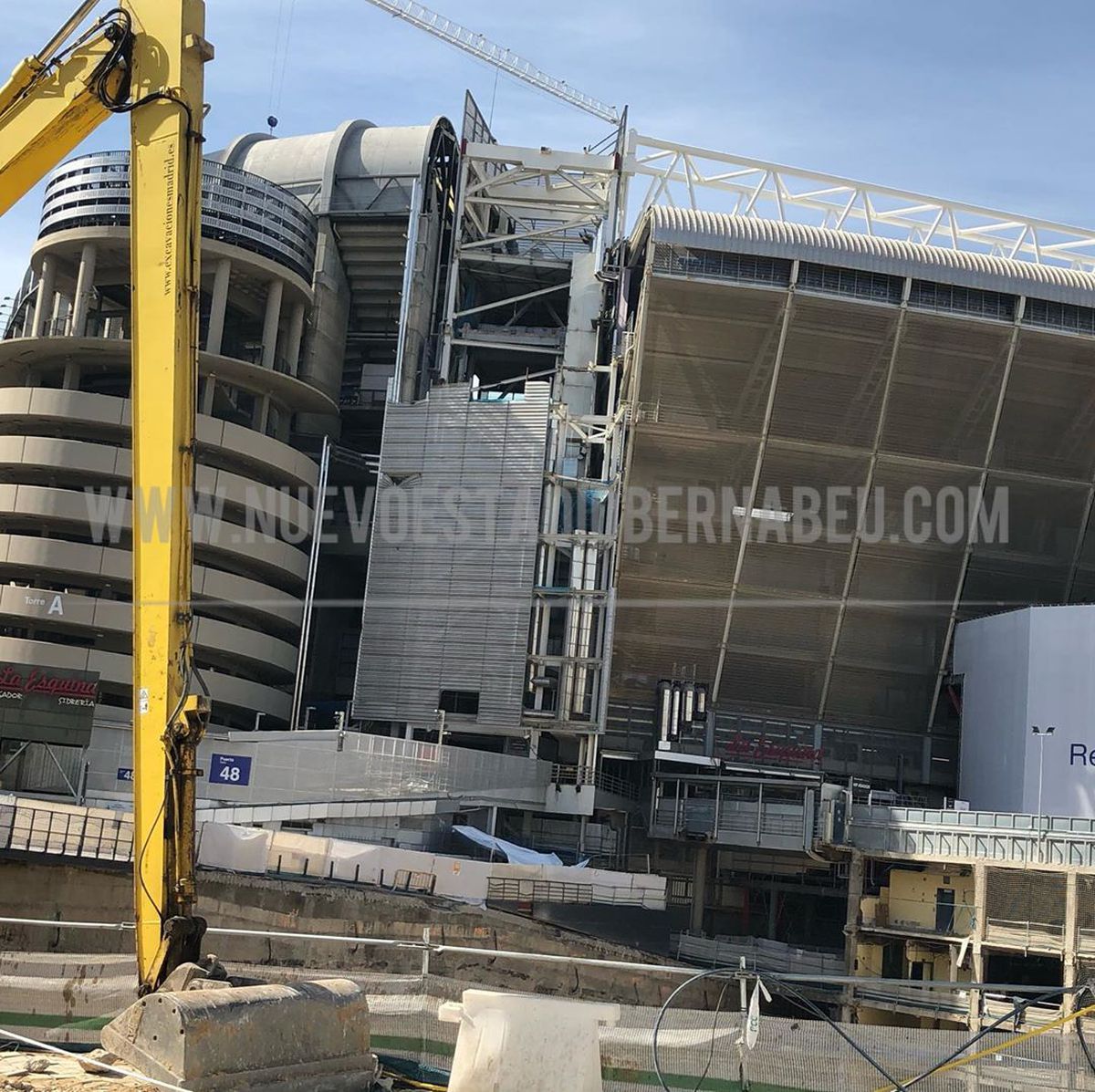VIDEO + FOTO Se dărâmă „Santiago Bernabeu”! Cum arată lucrările la stadionul de peste 500 de milioane al lui Real Madrid și când va fi finalizat