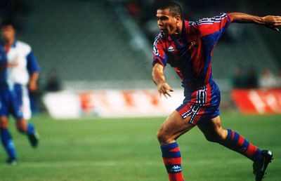 Povești geniale cu Ronaldo, din perioada Real Madrid și Barcelona: „Era greu să-l prinzi și când celebra golurile” + momente neștiute din vestiar