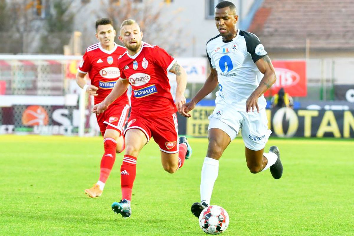 Un antrenor din Liga 1 a răbufnit: „Legea e făcută pentru fraieri!” + A recunoscut că n-a respectat protocolul prevăzut pentru antrenamente: „Nu vreau să mint”